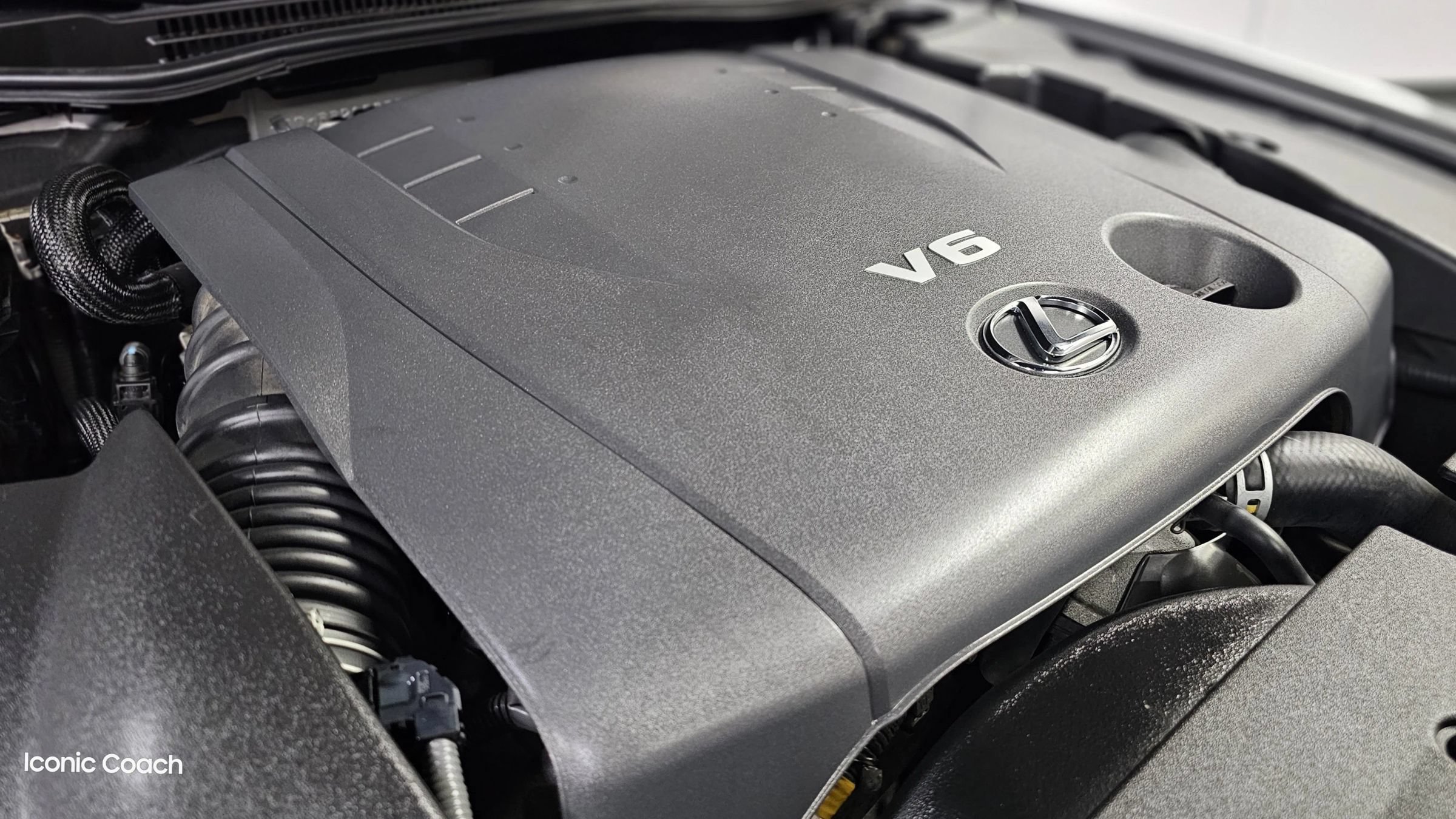 Used 2011 Lexus IS 250C RWD image 7