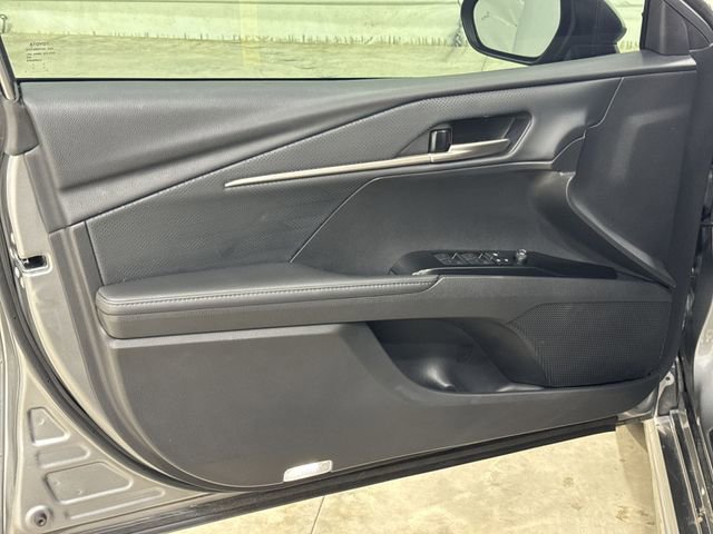Used 2025 Toyota Camry XSE FWD image 23