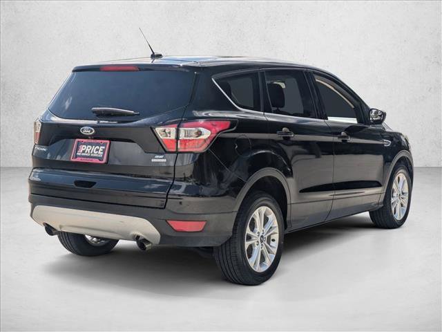 Used 2017 Ford Escape SE image 5