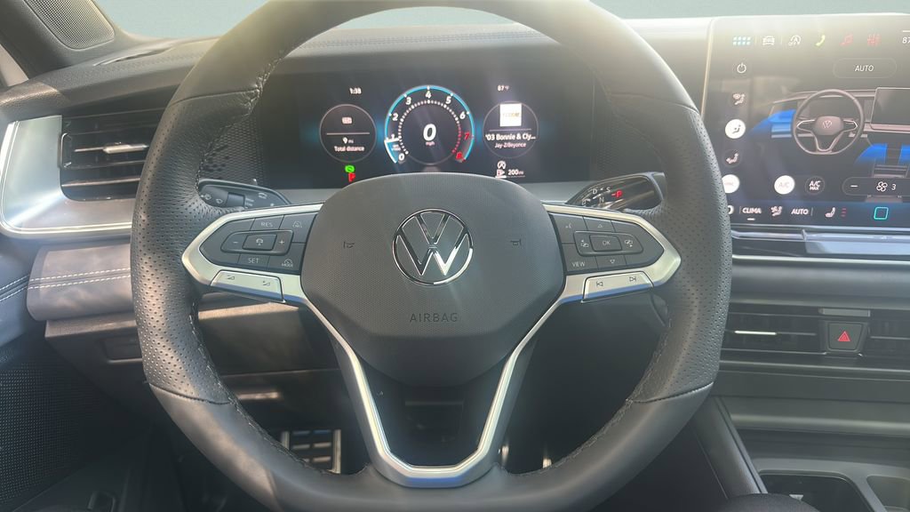 New 2026 Volkswagen Tiguan SE R-Line image 22