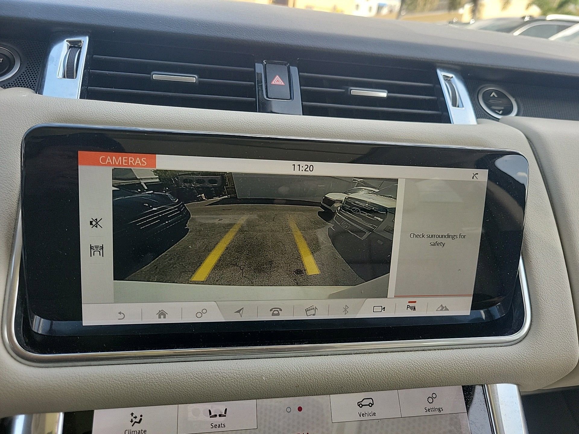 Used 2022 Land Rover Range Rover Sport HSE Silver Edition image 35