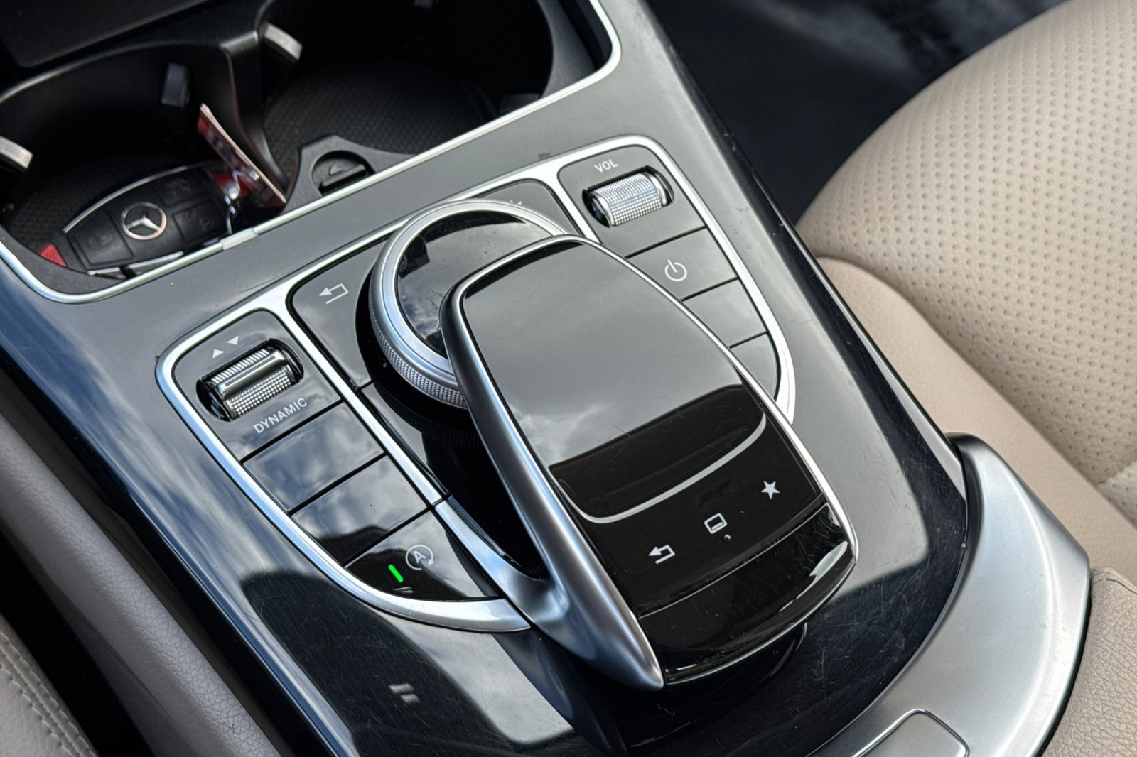 Used 2016 Mercedes-Benz C 300 4MATIC Sedan image 30