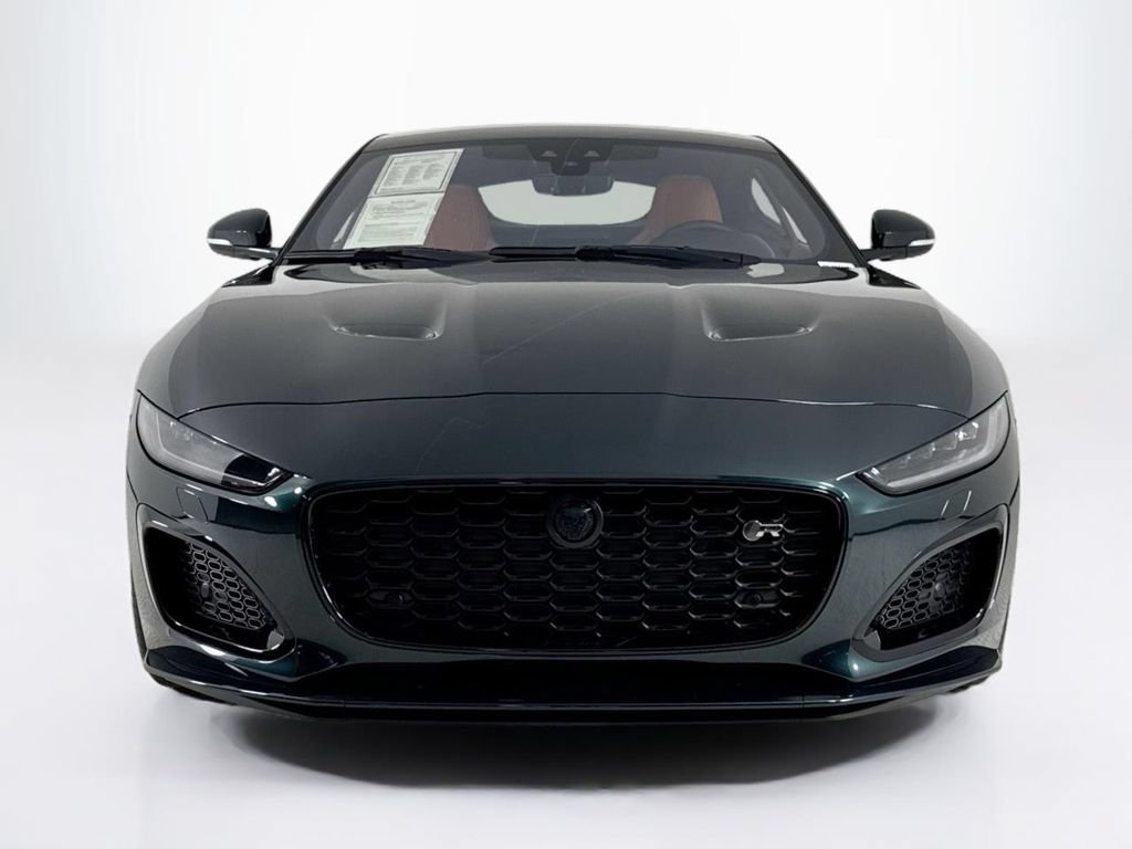 Used 2024 Jaguar F-TYPE R AWD/4WD image 8