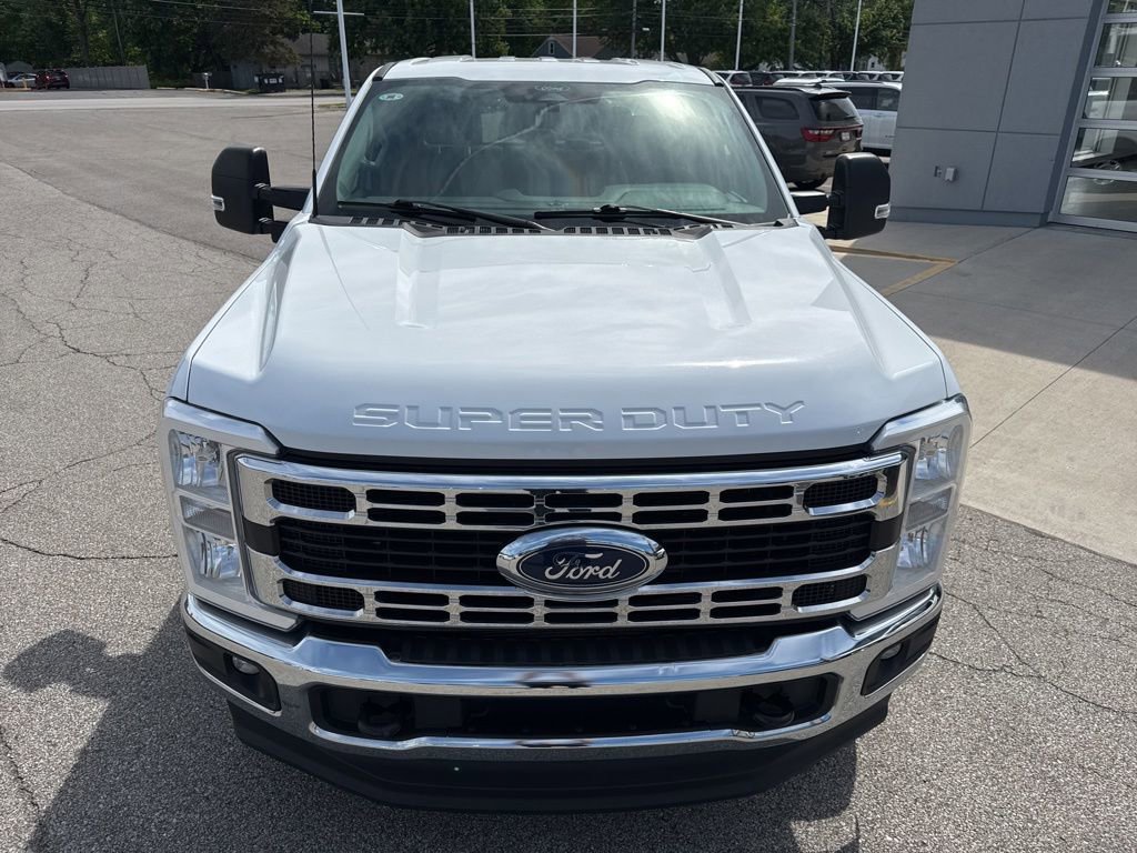 Used 2024 Ford F250 XLT AWD/4WD image 11