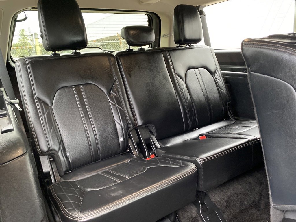 Used 2018 Ford Expedition Max Platinum image 12
