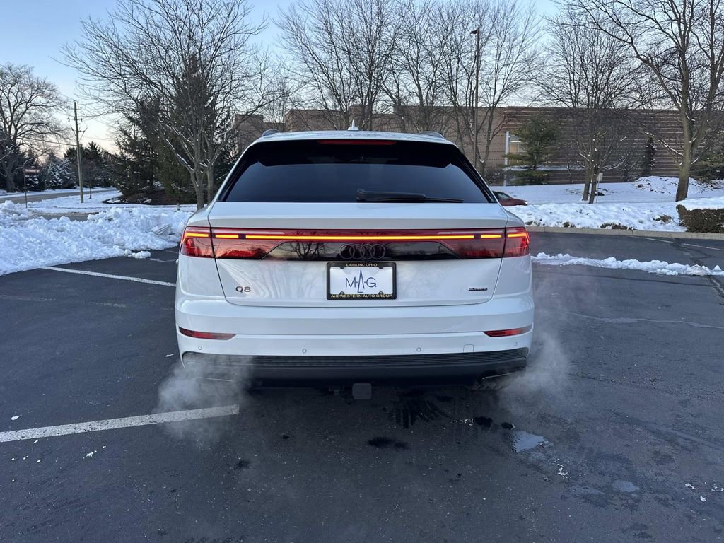 New 2026 Audi Q8 Premium image 6