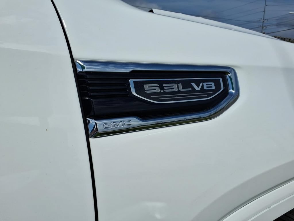 Used 2024 GMC Sierra 1500 SLT w/ SLT Premium Plus Package AWD/4WD image 10