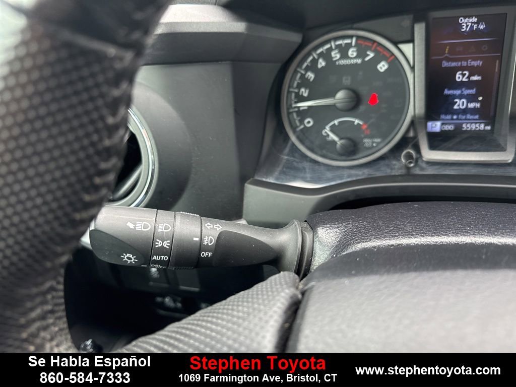 Used 2022 Toyota Tacoma TRD Off-Road w/ Technology Package image 17