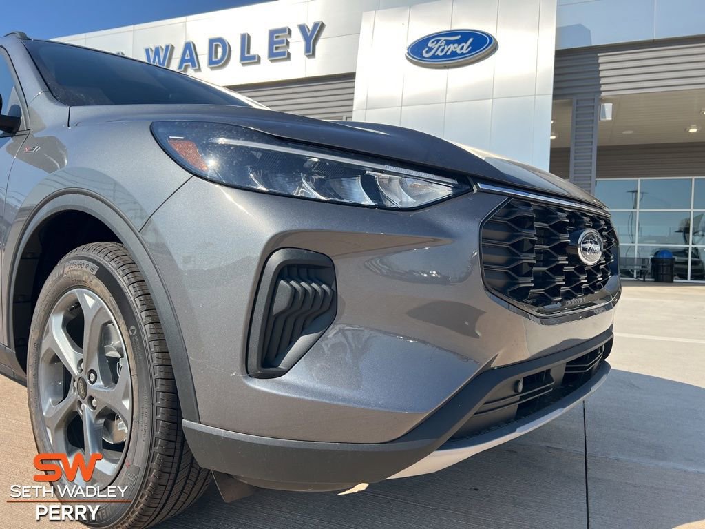 New 2026 Ford Escape ST-Line w/ Tech Pack #1 image 10