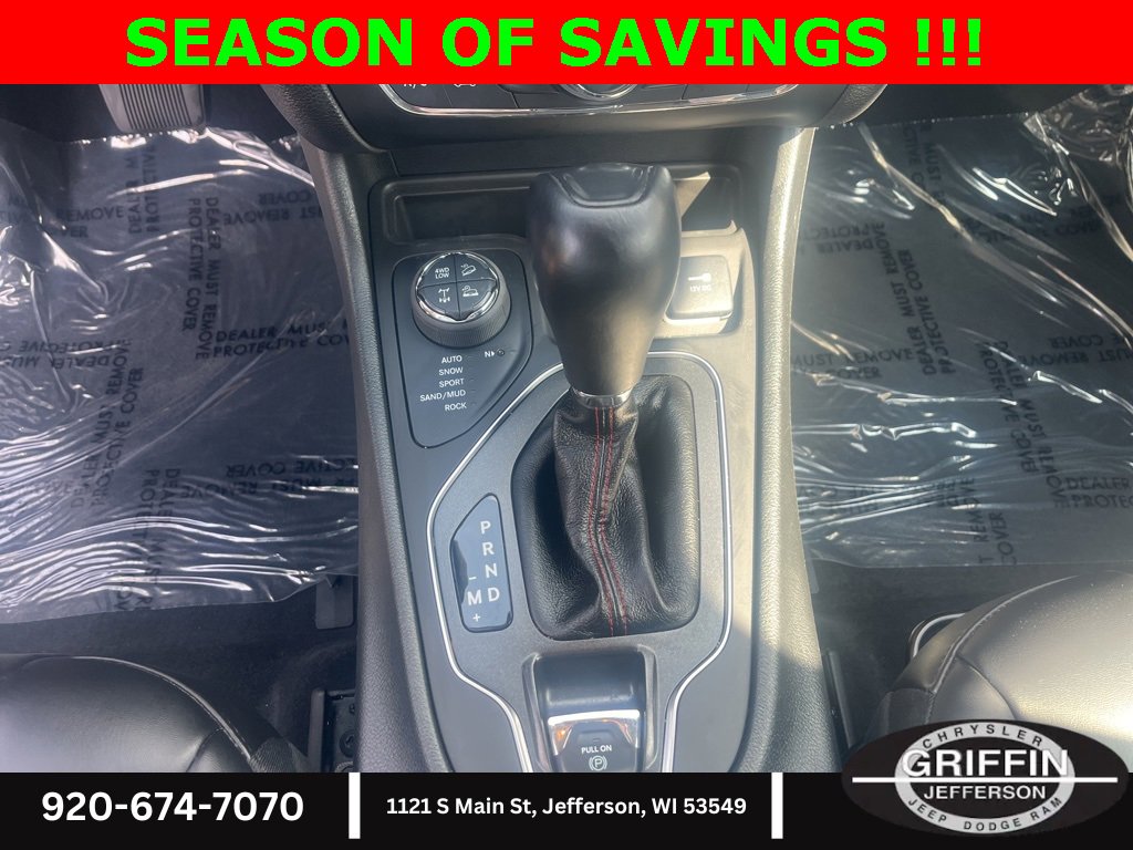 Used 2022 Jeep Cherokee Trailhawk w/ Sound & Nav Group image 8