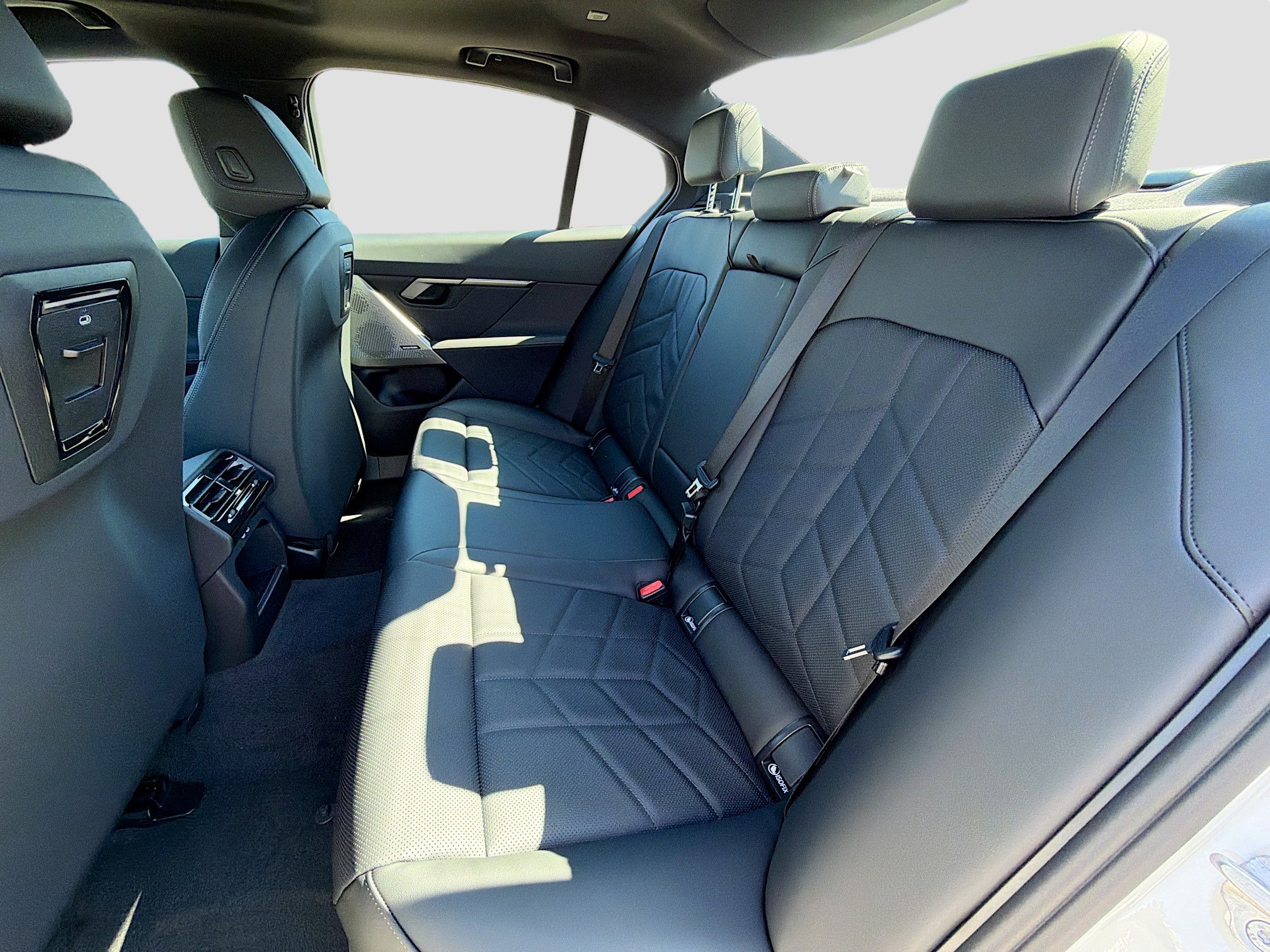 New 2026 BMW i5 eDrive40 image 21