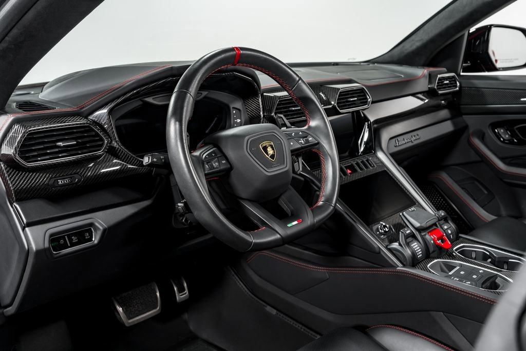 Used 2023 Lamborghini Urus S image 13