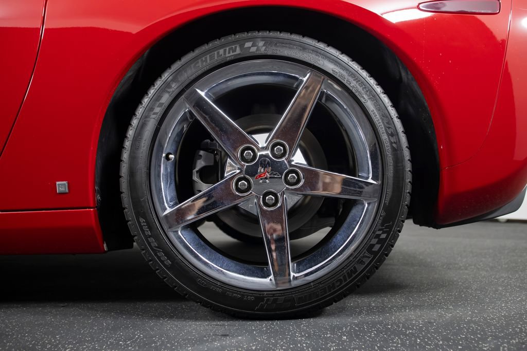 Used 2007 Chevrolet Corvette Convertible w/ Preferred Equipment Group RWD image 7