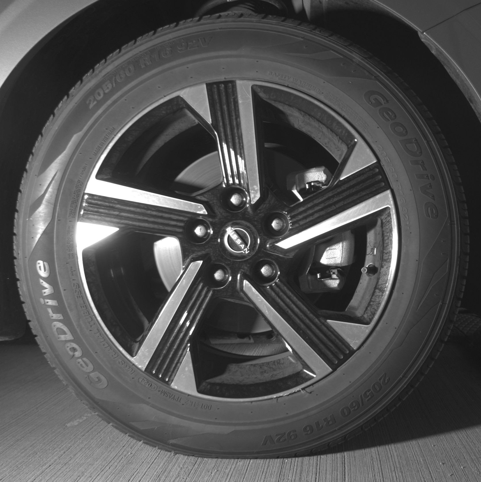 Used 2025 Nissan Sentra SV FWD image 13