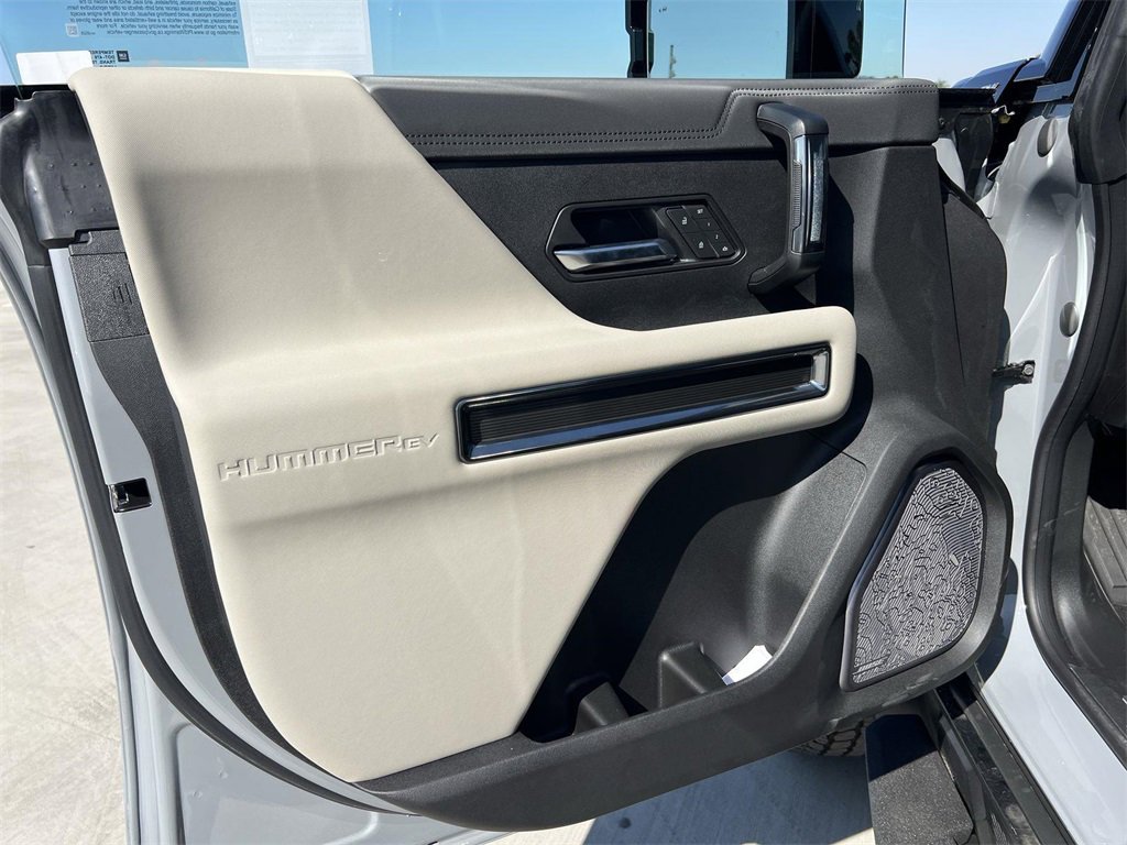 New 2026 GMC Hummer EV 4x4 Crew Cab image 10