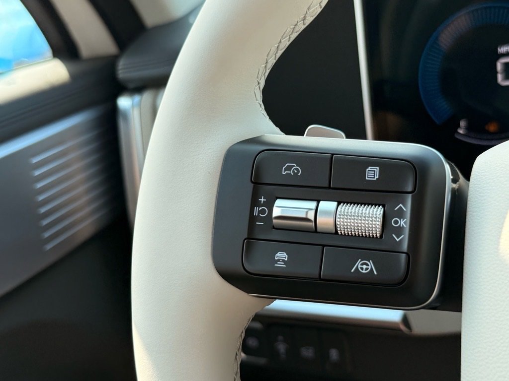 New 2026 Hyundai Santa Fe SE image 13