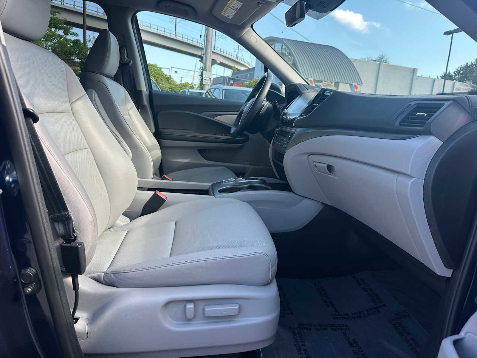 Used 2023 Honda Ridgeline RTL image 10