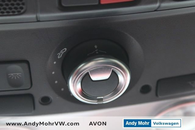 Used 2019 Volkswagen Beetle 2.0T SE image 23