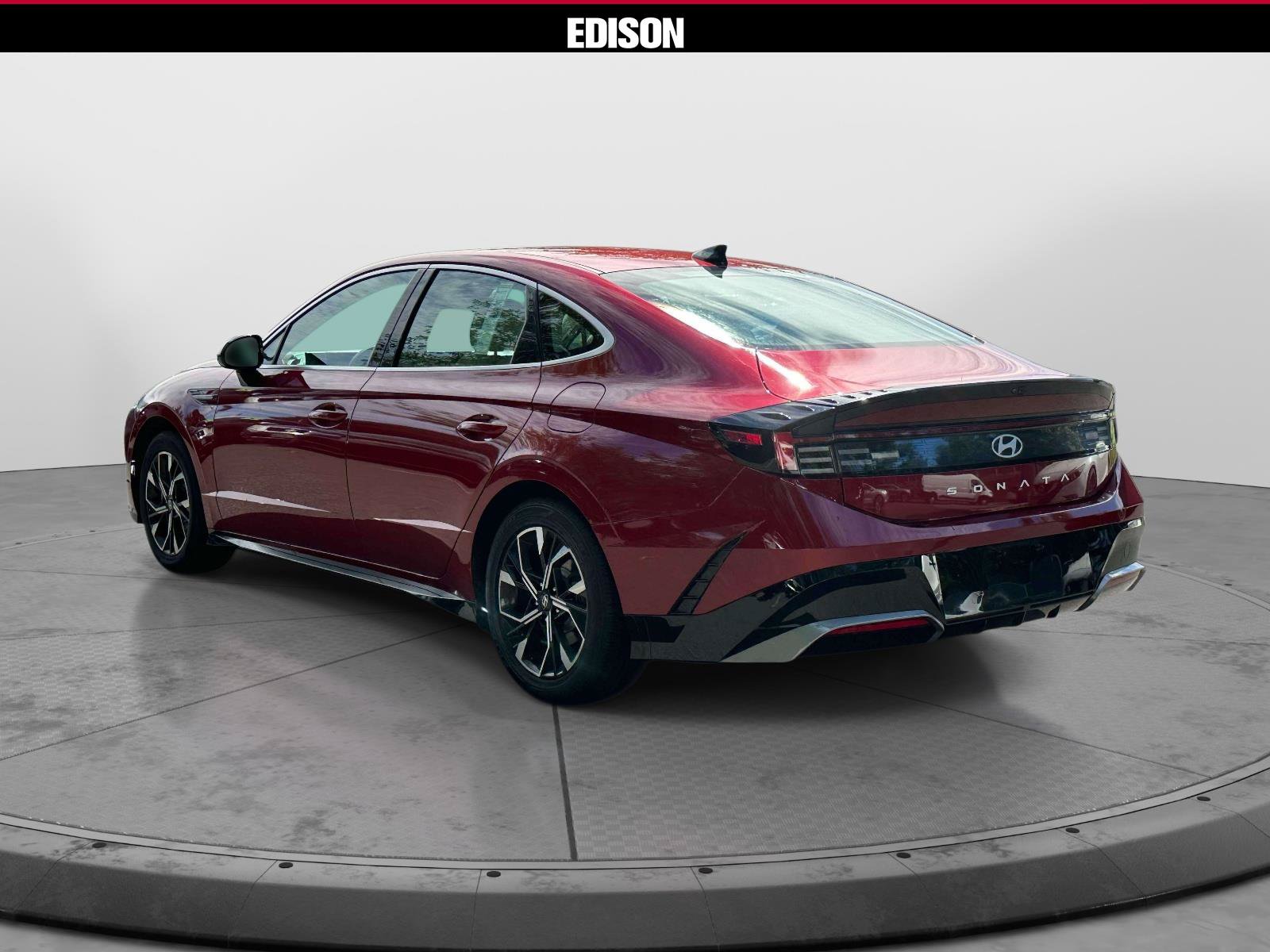 Used 2024 Hyundai Sonata SEL FWD image 5