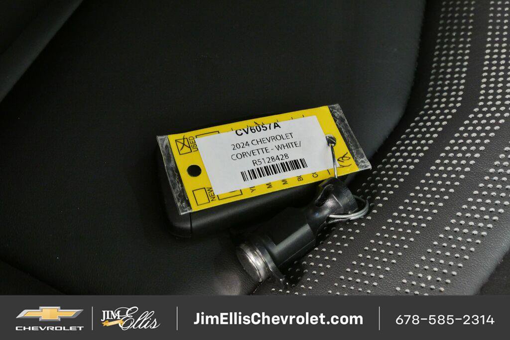 Used 2024 Chevrolet Corvette Stingray Preferred Cpe w/ Z51 Performance Package RWD image 40