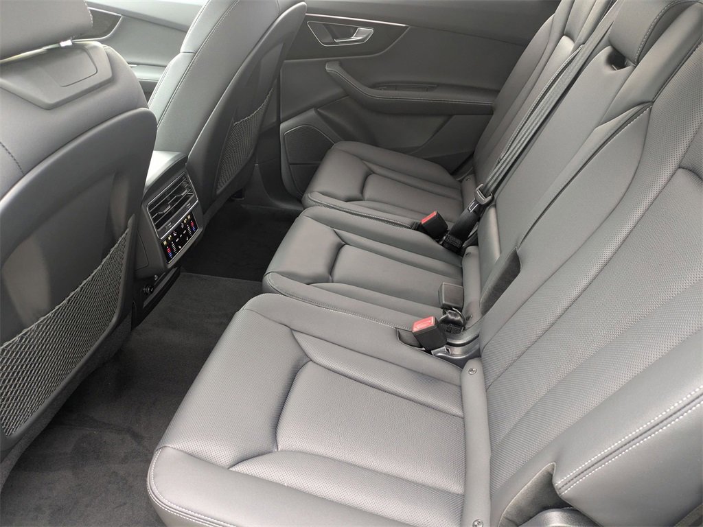 New 2026 Audi Q7 3.0T Premium Plus image 30