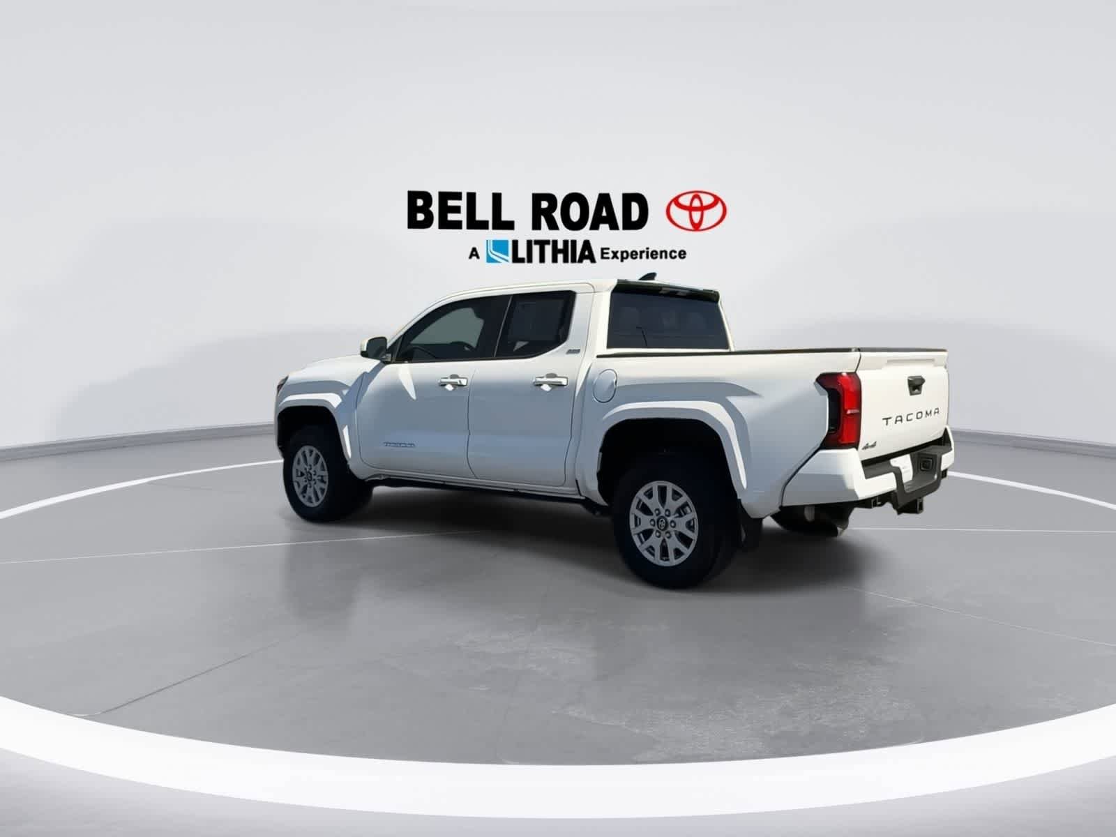 Certified 2024 Toyota Tacoma SR5 AWD/4WD image 6