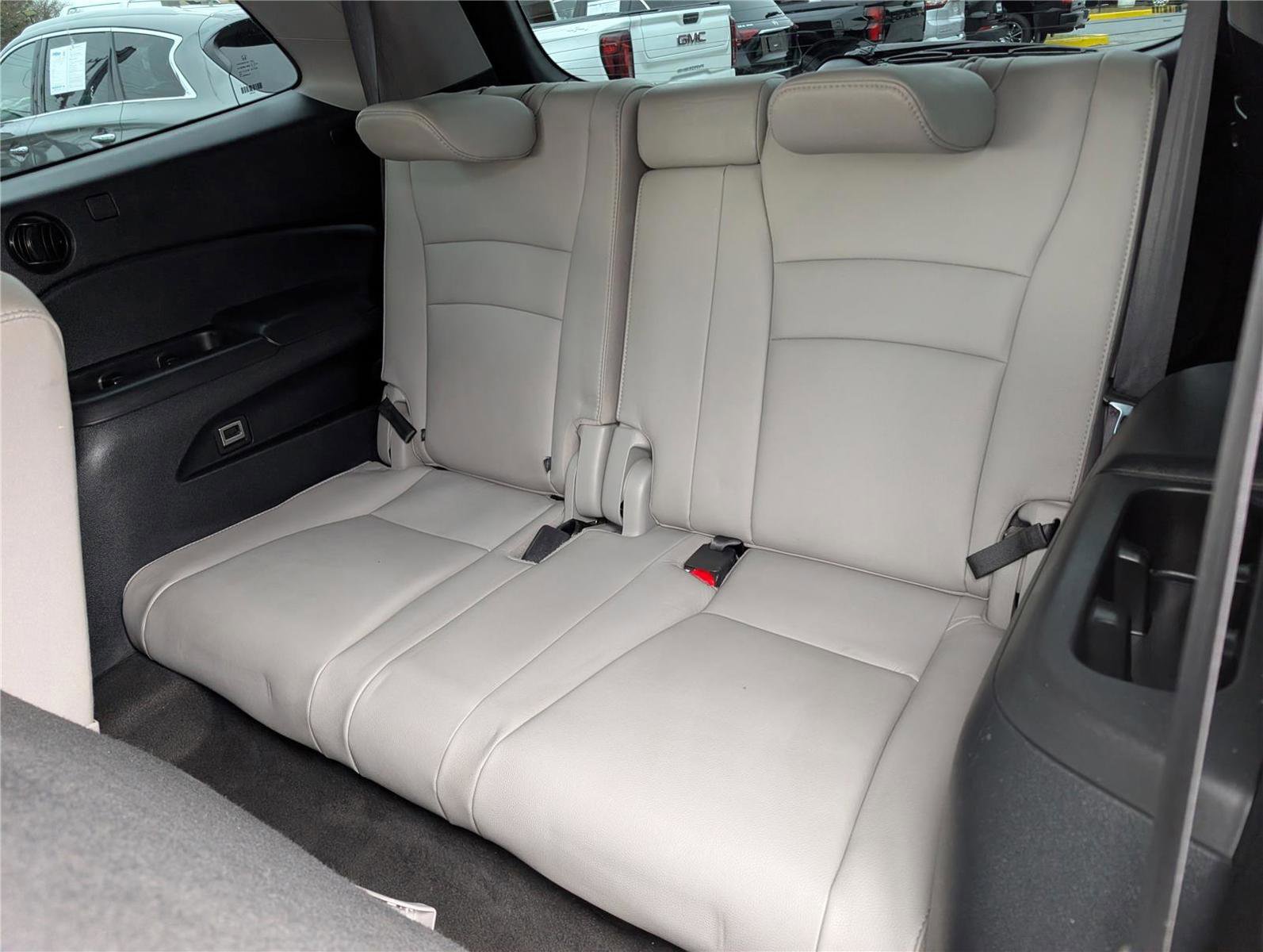 Used 2021 Honda Pilot Special Edition image 17