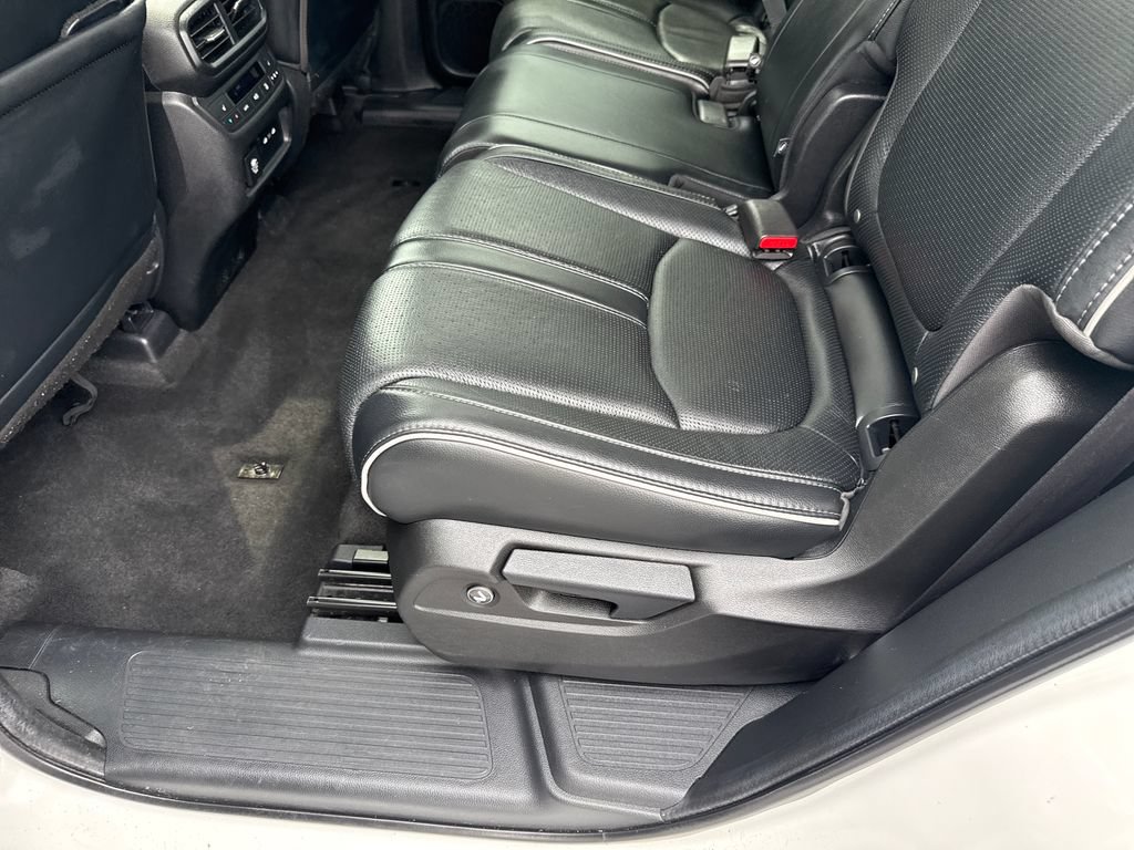 Used 2024 Honda Pilot Elite image 19