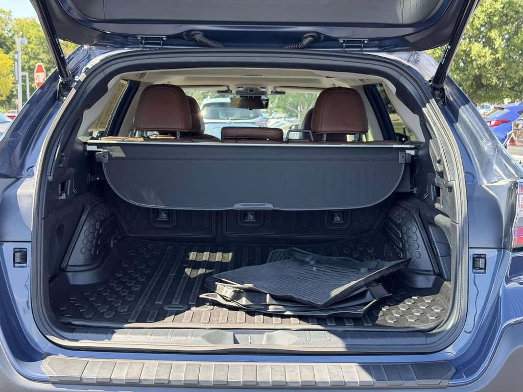 Certified 2025 Subaru Outback Touring XT AWD/4WD image 14