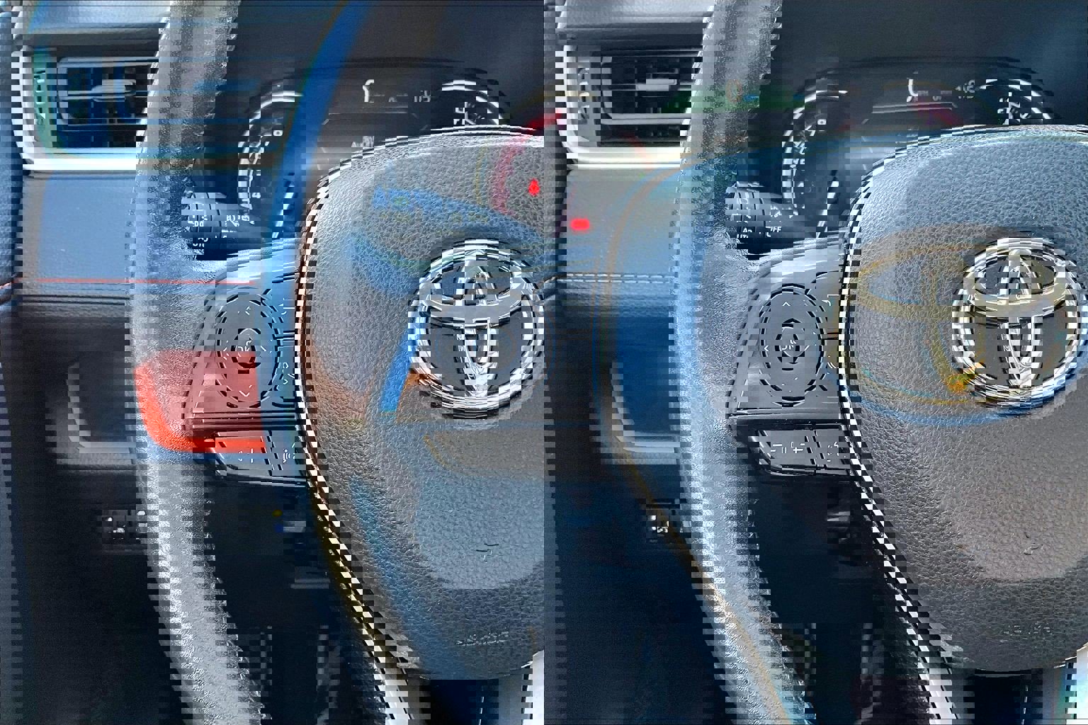 Used 2020 Toyota RAV4 Adventure image 24