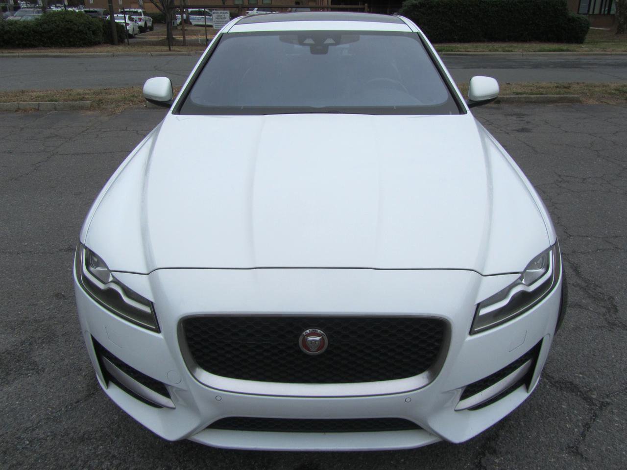 Used 2016 Jaguar XF R-Sport image 5