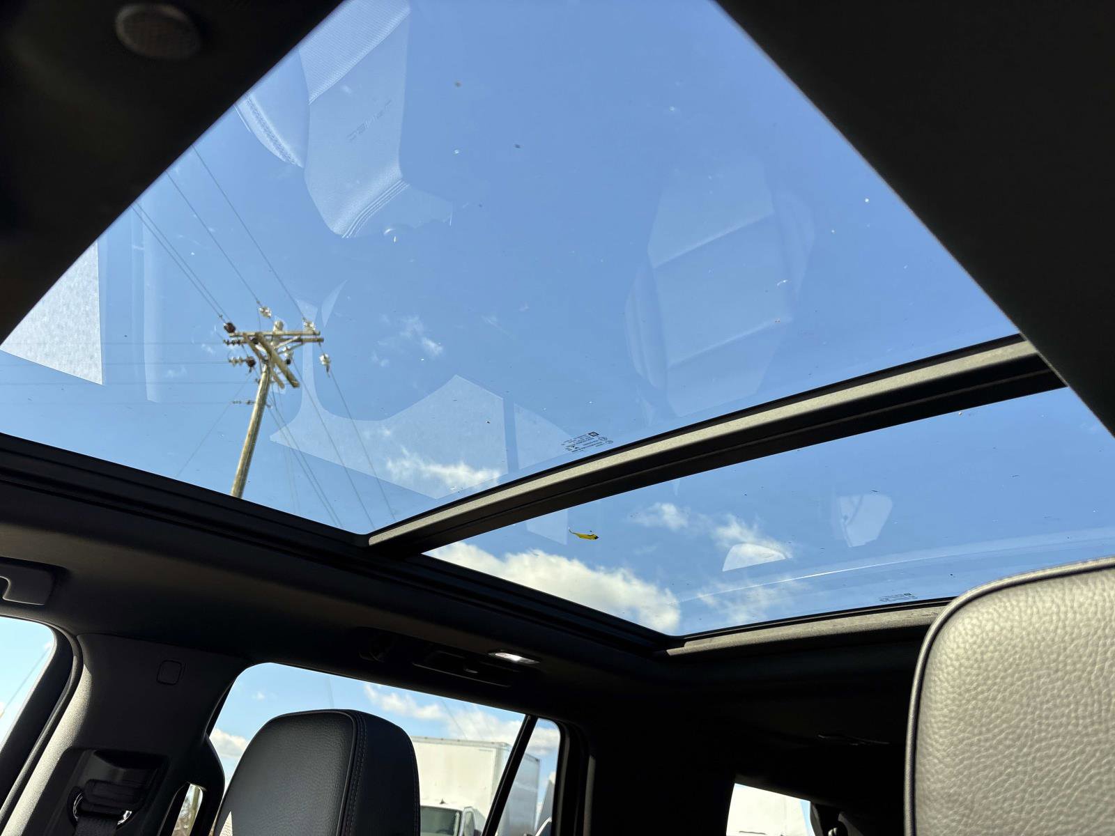 Certified 2022 GMC Yukon Denali image 16