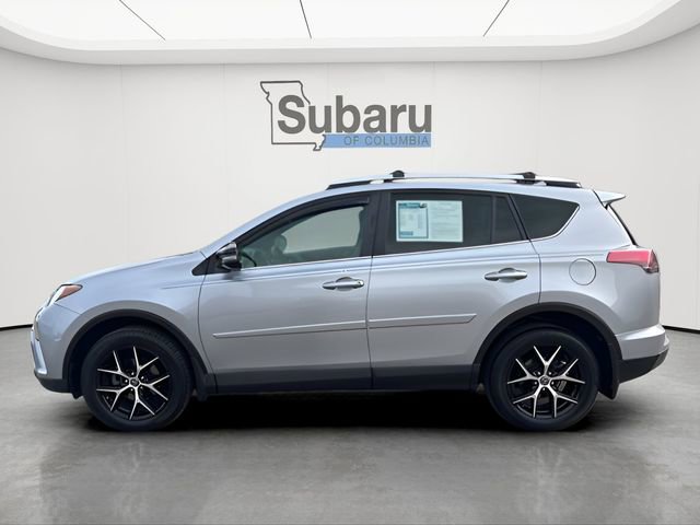 Used 2016 Toyota RAV4 SE image 4
