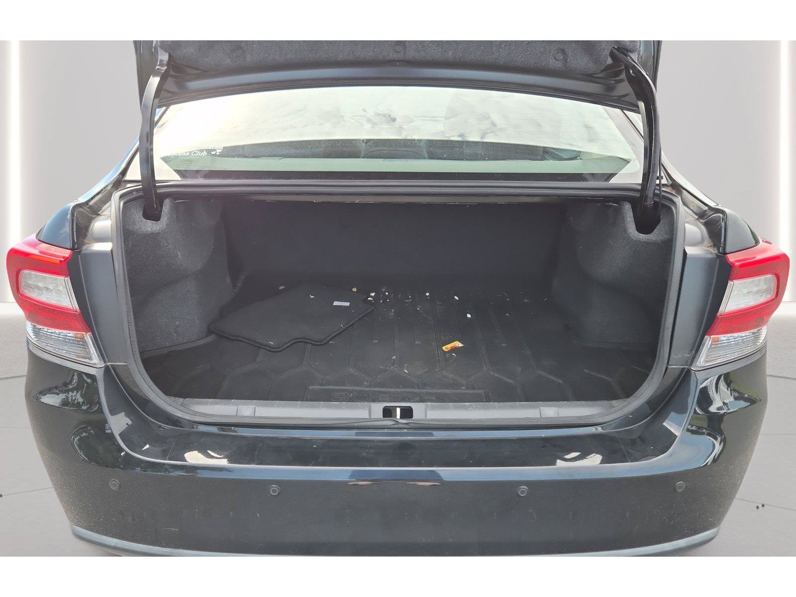 Used 2018 Subaru Impreza 2.0i Limited AWD/4WD image 9