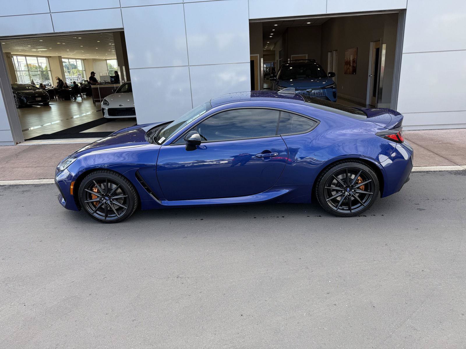 Used 2025 Subaru BRZ tS RWD image 2
