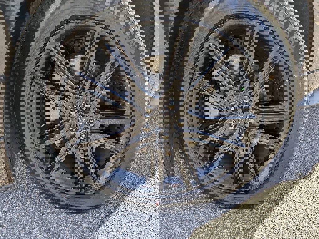 Used 2023 Ford Edge ST-Line image 31