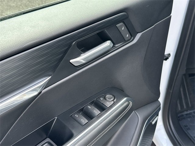 Used 2025 GMC Acadia Elevation image 14