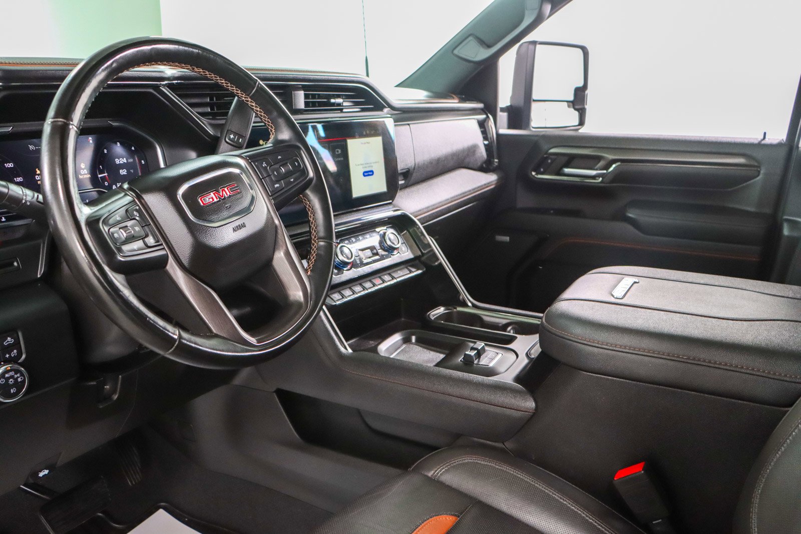 Used 2024 GMC Sierra 2500 AT4 w/ AT4 Preferred Package image 27