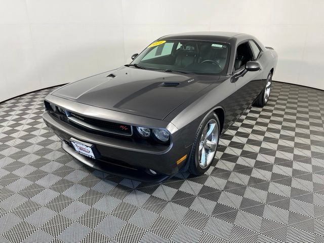 Used 2014 Dodge Challenger R/T Plus RWD image 3