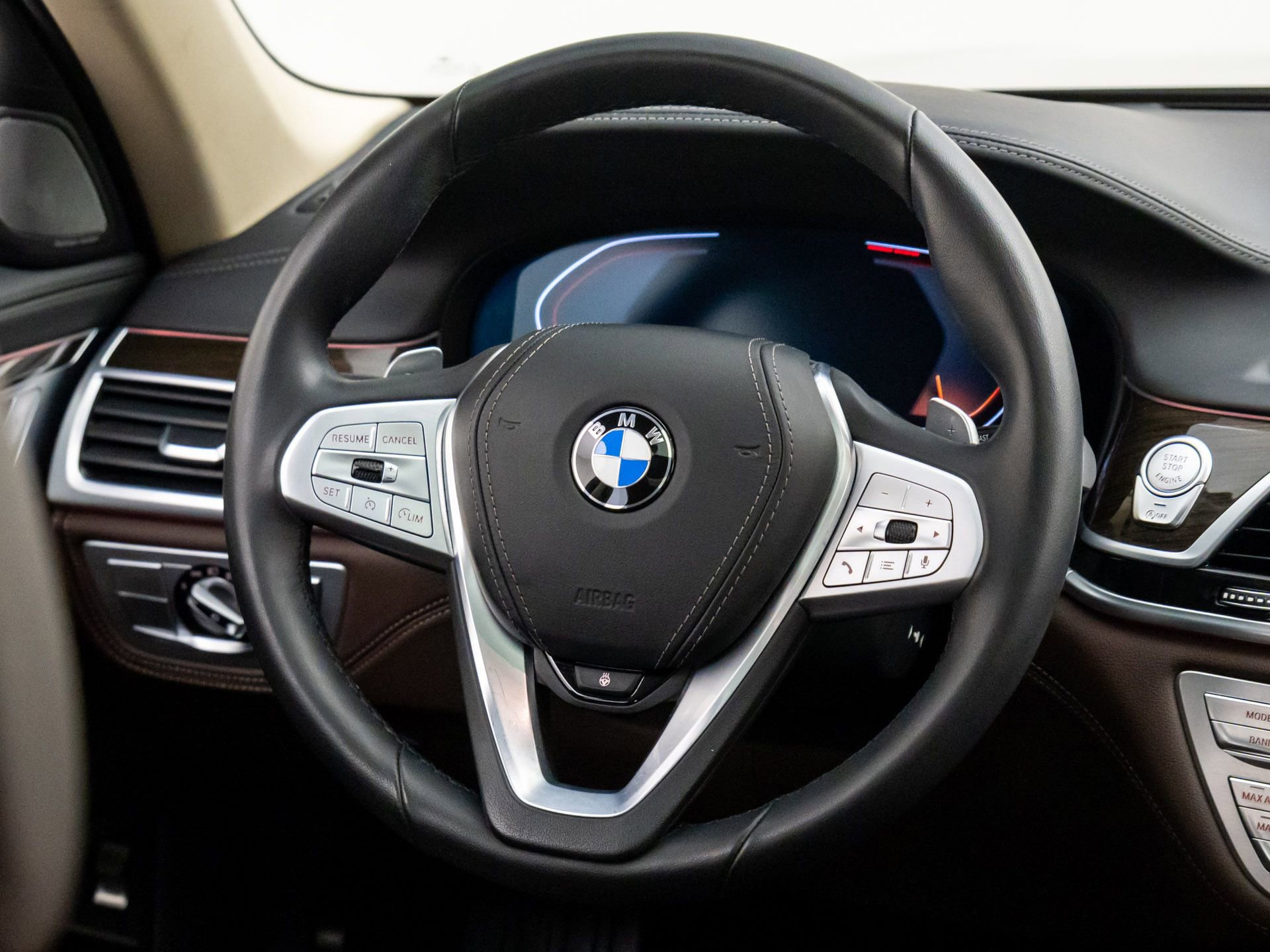 Certified 2022 BMW 750i xDrive w/ Executive Package image 11