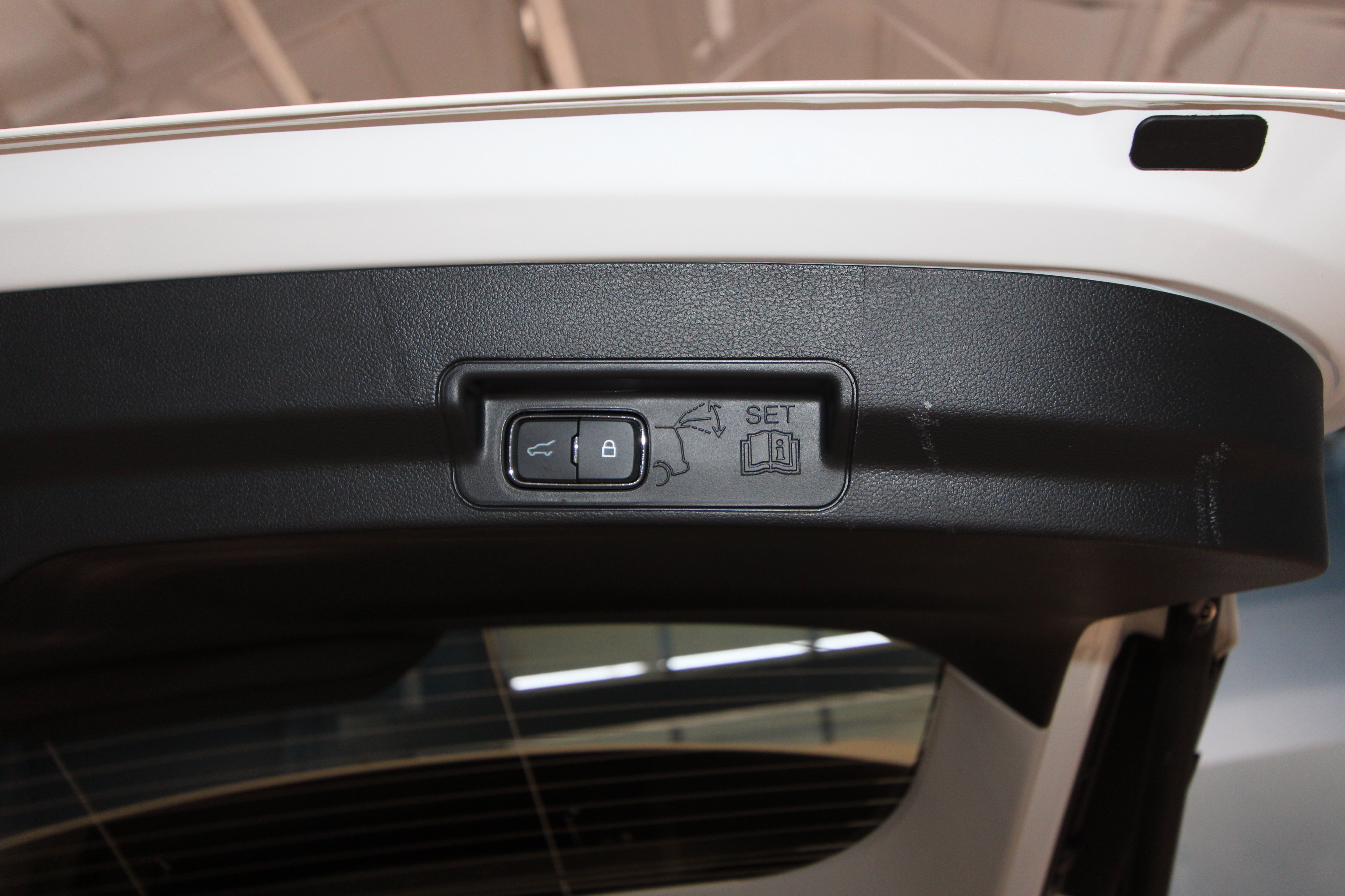 New 2026 Ford Explorer Active AWD/4WD image 33