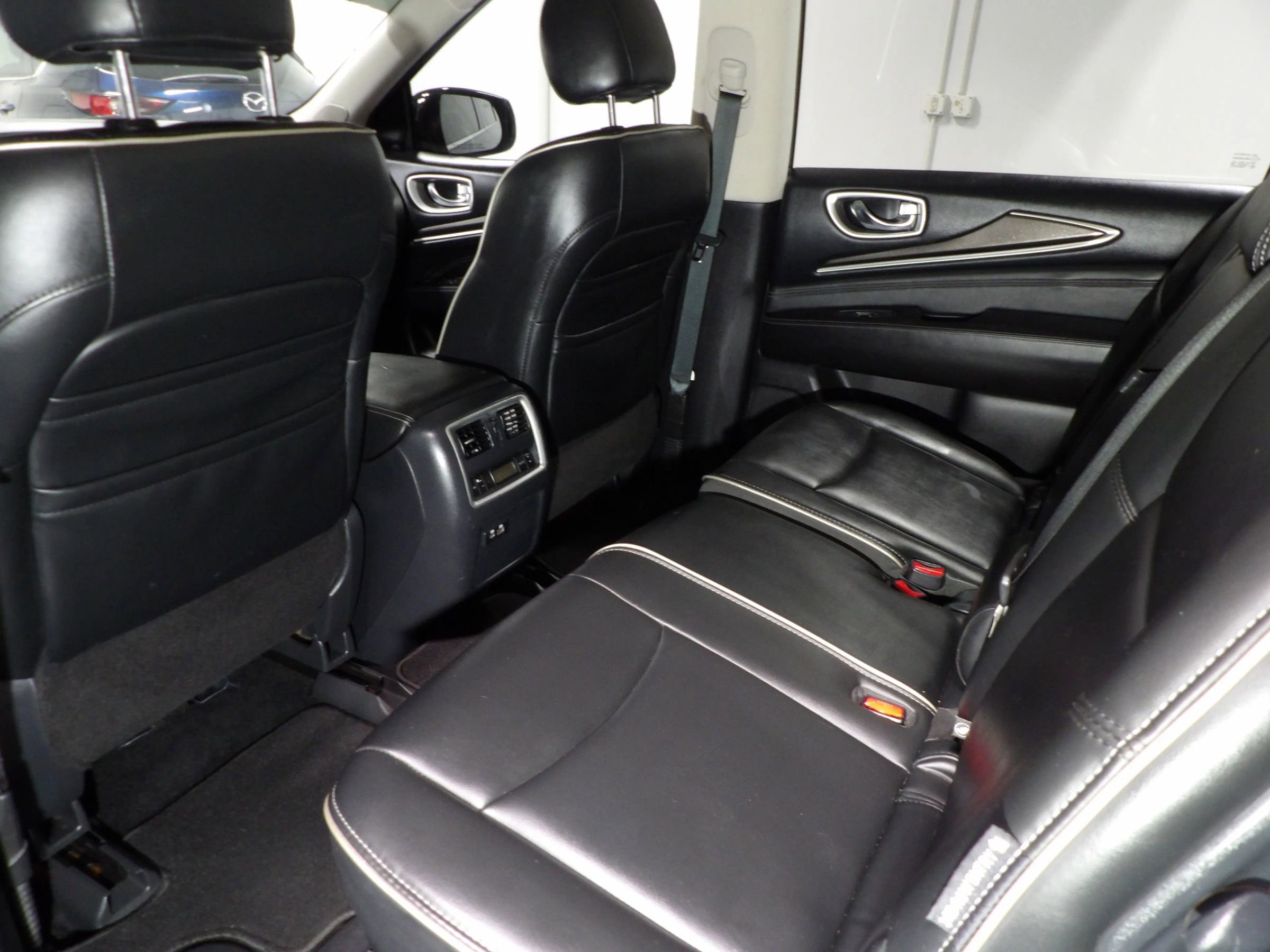 Used 2020 INFINITI QX60 Luxe AWD/4WD image 12