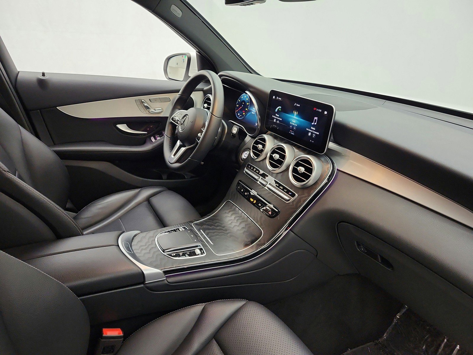 Certified 2022 Mercedes-Benz GLC 300 image 24