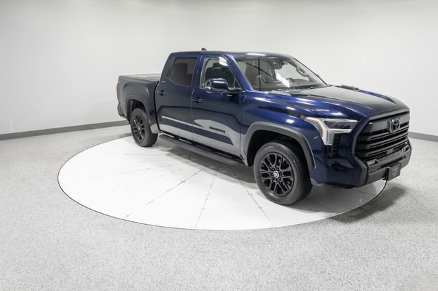 Used 2024 Toyota Tundra Limited AWD/4WD image 29