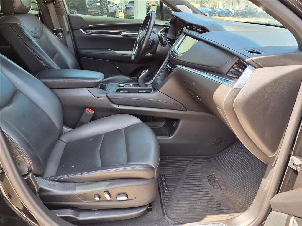 Used 2023 Cadillac XT5 Premium Luxury image 9