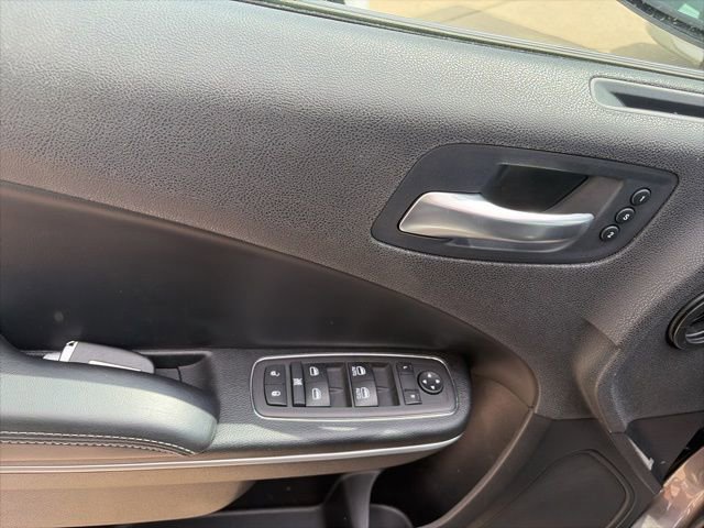 Used 2022 Dodge Charger SXT w/ Leather Interior Group RWD image 16