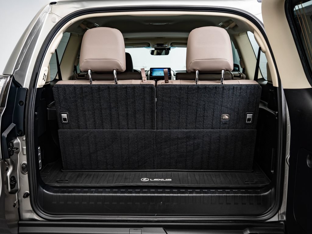 Certified 2023 Lexus GX 460 Premium w/ Accessory Package AWD/4WD image 21
