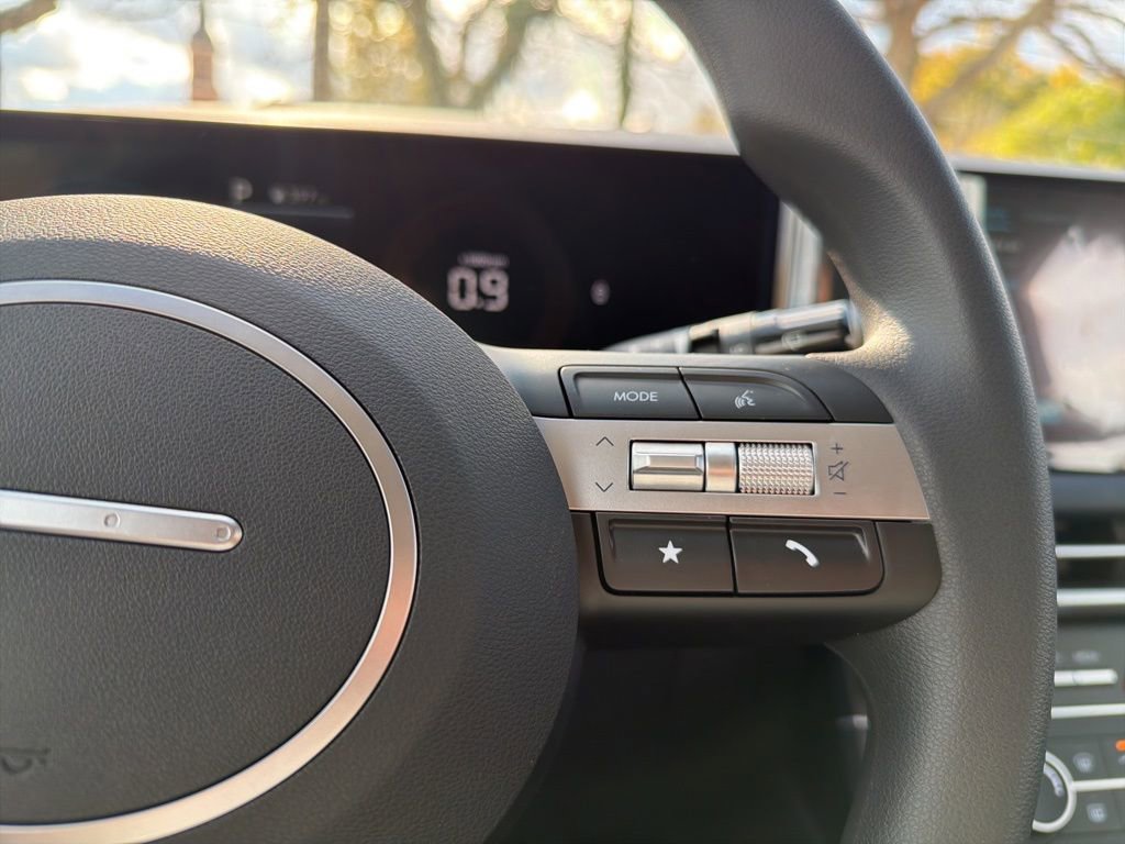 New 2026 Hyundai Tucson SE image 33