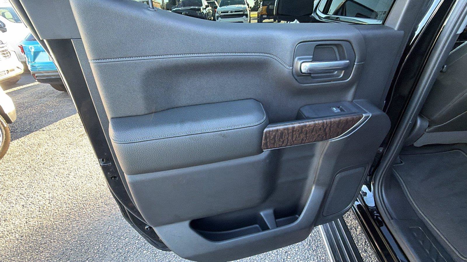 Used 2019 GMC Sierra 1500 Denali w/ Denali Ultimate Package AWD/4WD image 23