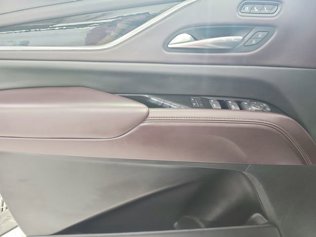 Used 2021 Cadillac Escalade Sport Platinum image 39